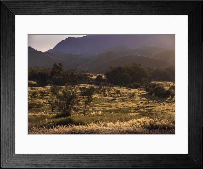 Framed Print : A view of the southern Flinders Ranges National Park near Wilpena, in South Australia