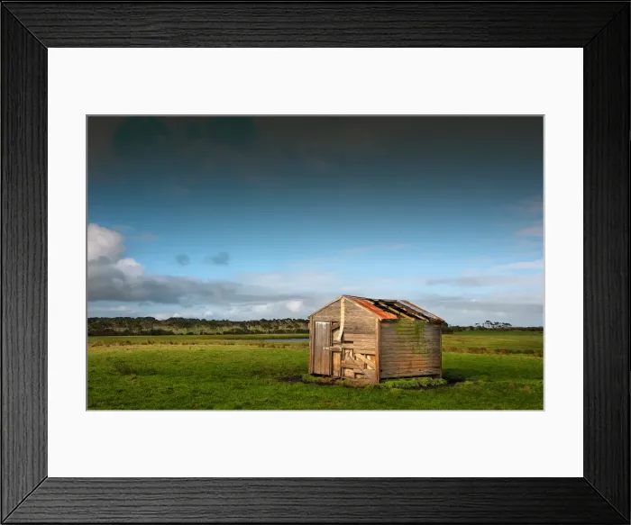 Framed Print : Old and abandoned farm hut in the rurals of King Island, Bass Strait, Tasmania, Australia