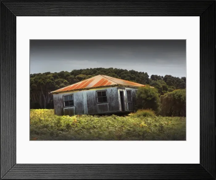 Framed Print : Old and Abandoned house on King Island, Bass Strait, Tasmania, Australia Framed Print : Old and Abandoned house on King Island, Bass Strait, Tasmania, Australia