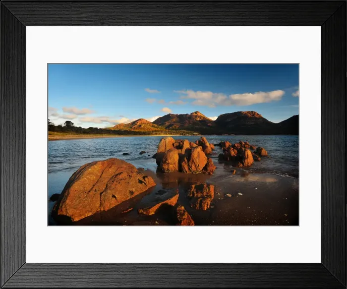 Framed Print : Coles Bay in Freycinet National Park, East coast of Tasmania Framed Print : Coles Bay in Freycinet National Park, East coast of Tasmania