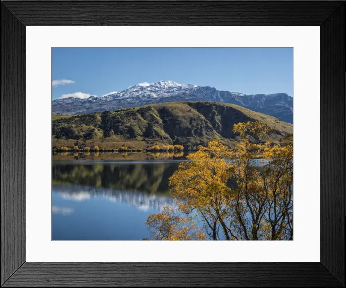 Framed Print : Lake Hayes in the Autumn on the South Island of New Zealand Framed Print : Lake Hayes in the Autumn on the South Island of New Zealand