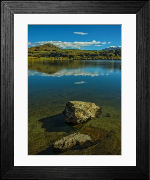 Framed Print : Lake Hayes in the Autumn on the South Island of New Zealand Framed Print : Lake Hayes in the Autumn on the South Island of New Zealand