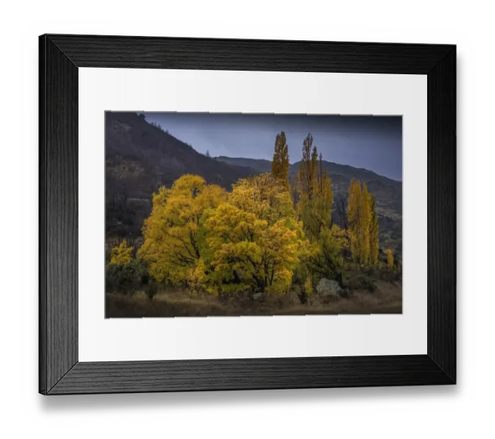 Framed Print : Kawarau river South Island of New Zealand Framed Print : Kawarau river South Island of New Zealand