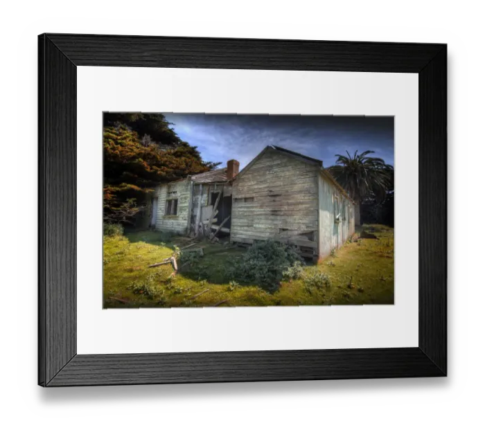 Framed Print : The rural area of Gunningbar and a derelict farmhouse on Flinders Island, Tasmania