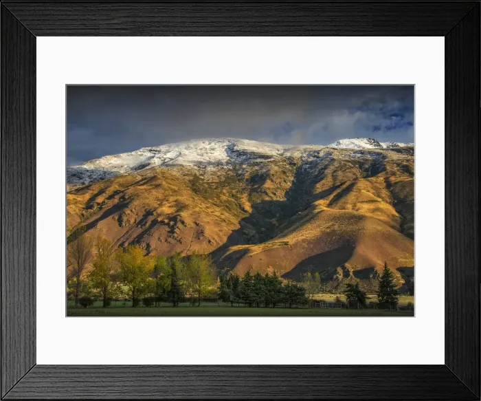 Framed Print : Snow on the Crown range, New Zealand south island Framed Print : Snow on the Crown range, New Zealand south island