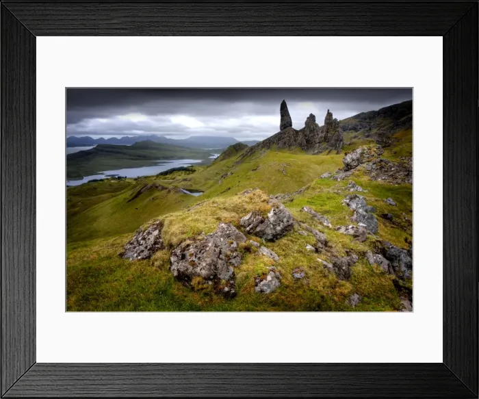 Framed Print : Old man of Storre, Isle of Skye, Inner Hebrides, Scotland Framed Print : Old man of Storre, Isle of Skye, Inner Hebrides, Scotland