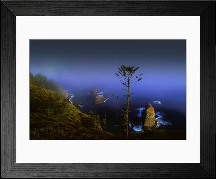 Framed Print : Misty coastline on Norfolk Island Framed Print : Misty coastline on Norfolk Island
