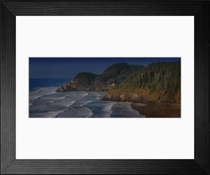 Framed Print : Heceta Headland and Lighthouse, Oregon, United States Framed Print : Heceta Headland and Lighthouse, Oregon, United States