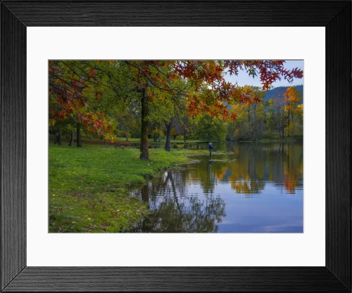 Framed Print : Benson Lake, Columbia river Gorge, Oregon, United States Framed Print : Benson Lake, Columbia river Gorge, Oregon, United States
