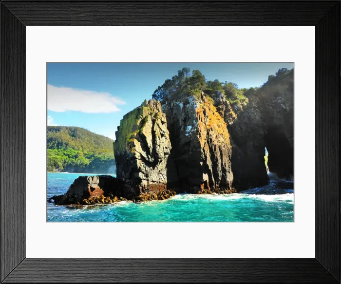 Framed Print : Bruny Island coastline, southern Tasmania, Australia Framed Print : Bruny Island coastline, southern Tasmania, Australia