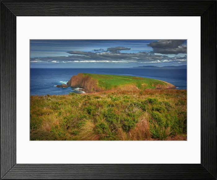Framed Print : Bruny Island coastline, southern Tasmania, Australia