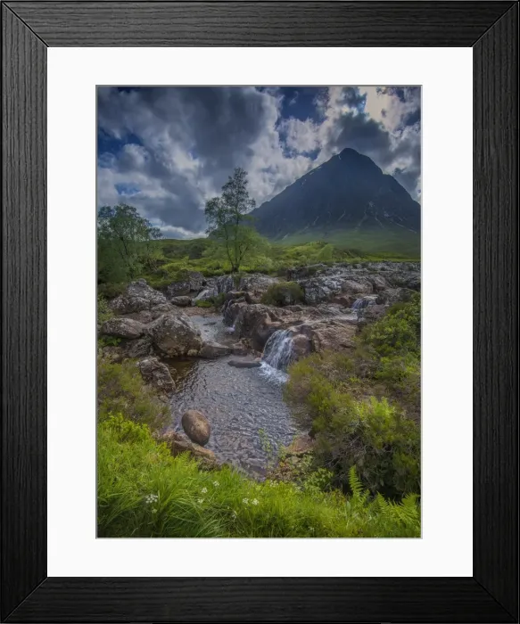 Framed Print : The scenically beautiful mountainous area of Etive mor in the Western highlands of Scotland Framed Print : The scenically beautiful mountainous area of Etive mor in the Western highlands of Scotland