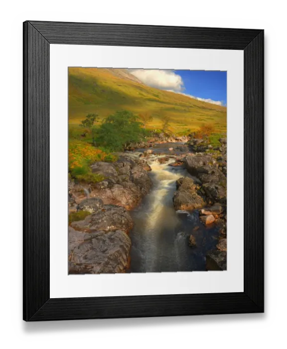Framed Print : The scenically beautiful mountainous area of Etive mor in the Western highlands of Scotland