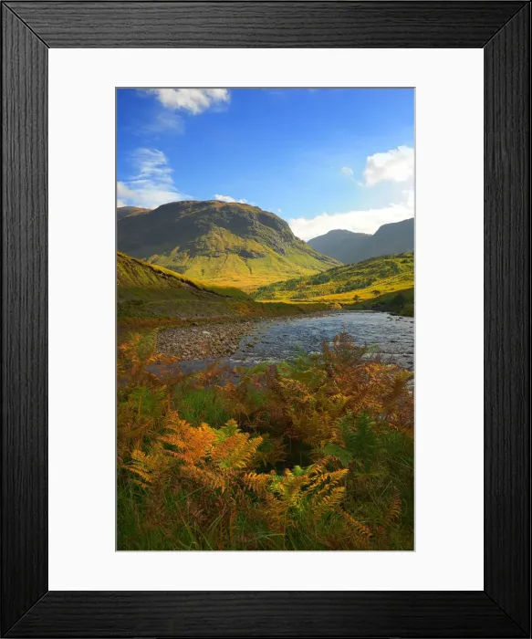 Framed Print : The scenically beautiful mountainous area of Etive mor in the Western highlands of Scotland