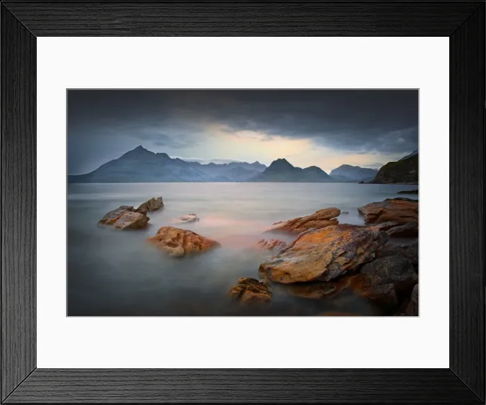 Framed Print : The coastline of Elgol on the Isle of Skye, Inner Hebrides, Western Scotland Framed Print : The coastline of Elgol on the Isle of Skye, Inner Hebrides, Western Scotland