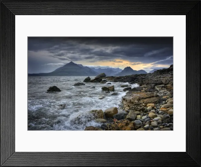 Framed Print : The coastline of Elgol on the Isle of Skye, Inner Hebrides, Western Scotland Framed Print : The coastline of Elgol on the Isle of Skye, Inner Hebrides, Western Scotland
