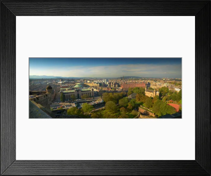 Framed Print : View of Edinbugh, Scotland