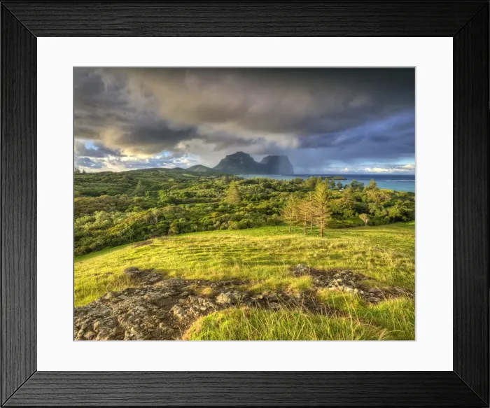 Framed Print : Scenically beautiful and a world heritage designated location, Lord Howe Island lies between the South Pacific ocean and the Tasman sea off the coast of New South Wales, Australia