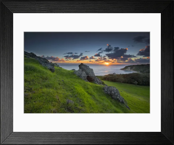Framed Print : Scenically beautiful and a world heritage designated location, Lord Howe Island lies between the South Pacific ocean and the Tasman sea off the coast of New South Wales, Australia