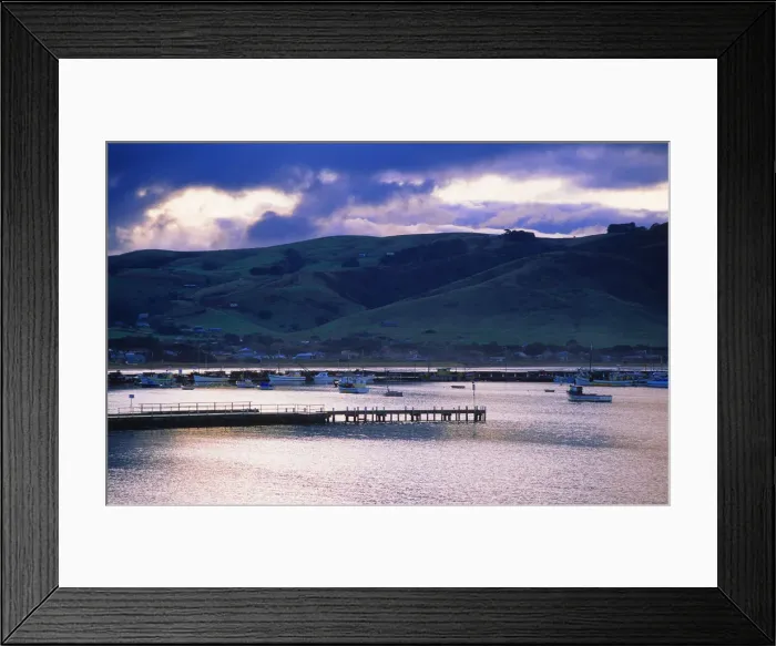 Framed Print : Apollo Bay, a small seaside town that has a fishing industry and is also a tourist destination on the Western coastline of Victoria Framed Print : Apollo Bay, a small seaside town that has a fishing industry and is also a tourist destination on the Western coastline of Victoria
