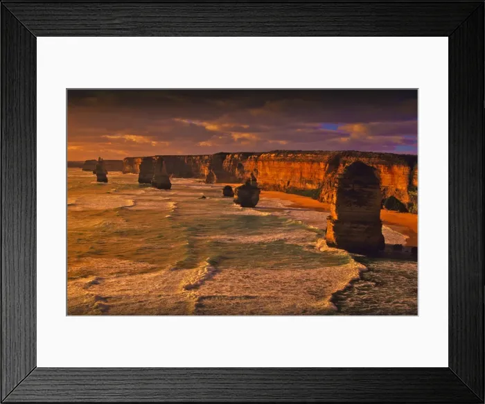 Framed Print : View to the 12 apostles on the Shipwreck coastline near Port Campbell, Victoria