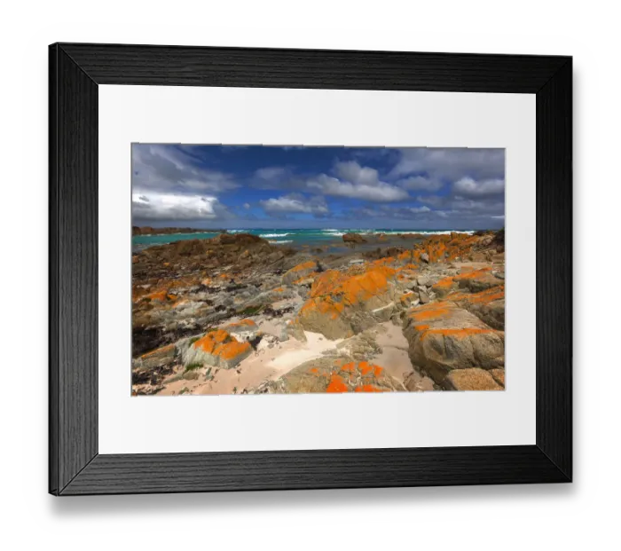 Framed Print : Half Moon bay on the Western coastline of King Island, Bass Strait, Tasmania Framed Print : Half Moon bay on the Western coastline of King Island, Bass Strait, Tasmania