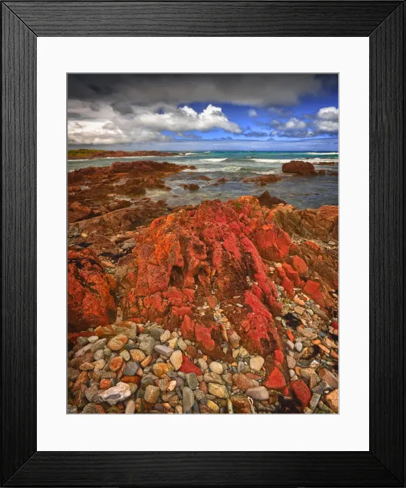 Framed Print : Half Moon bay on the Western coastline of King Island, Bass Strait, Tasmania Framed Print : Half Moon bay on the Western coastline of King Island, Bass Strait, Tasmania