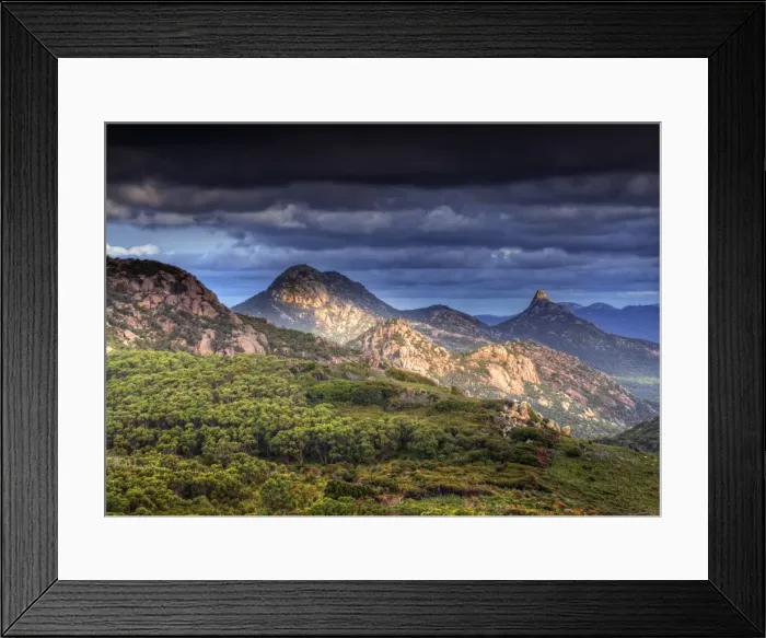Framed Print : The Darling ranges, Flinders Island, Bass Strait, Tasmania Framed Print : The Darling ranges, Flinders Island, Bass Strait, Tasmania