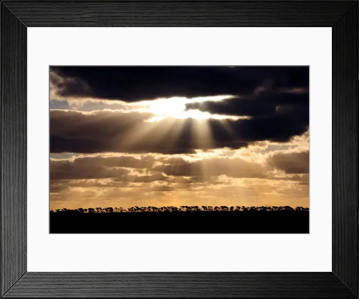 Framed Print : Crepuscular light near Whitemark, flinders Island, Tasmania Framed Print : Crepuscular light near Whitemark, flinders Island, Tasmania