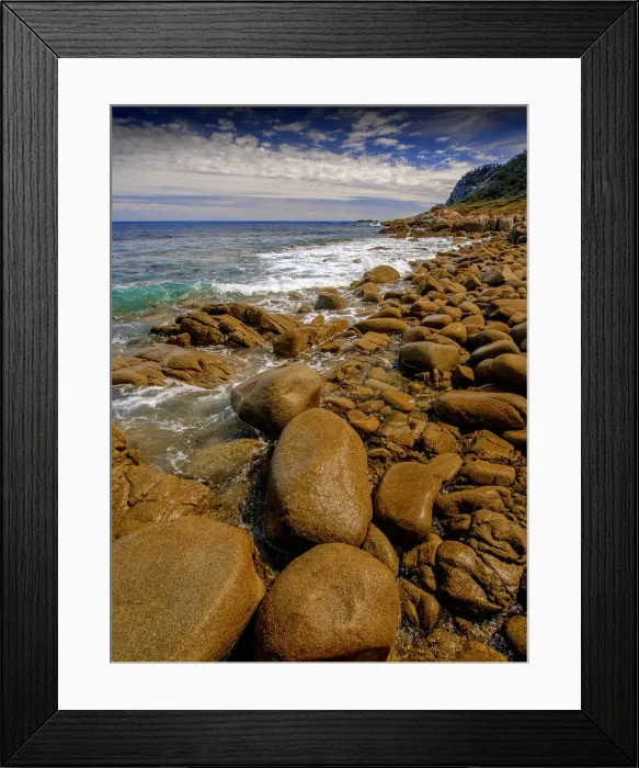 Framed Print : Egg Beach, named because of the wonderful egg shaped rocks, smoothed by the constant tides. Flinders Island, Bass Strait, Tasmania