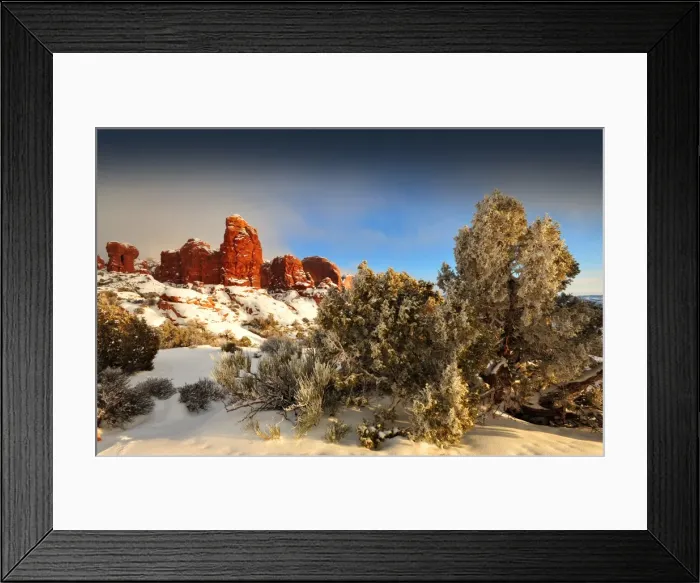 Framed Print : Arches National Park in Utah, South-western United States, with a mantle of rare winter snow