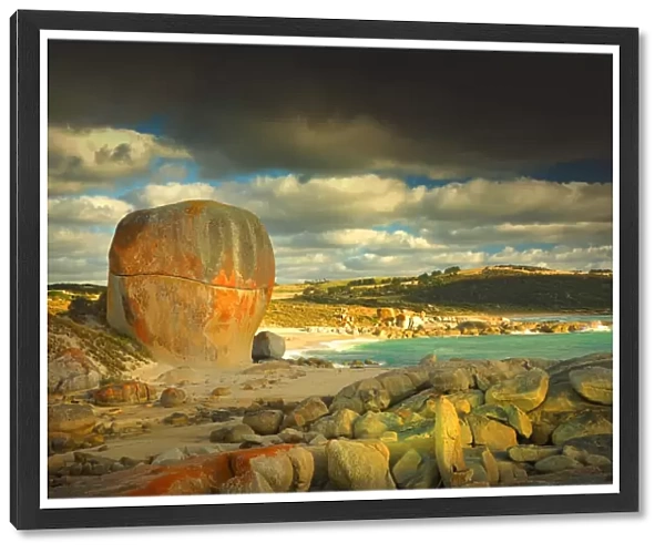 Castle Rock and the colourful coastline at Marshall bay, Flinders Island, Bass Strait, Tasmania
