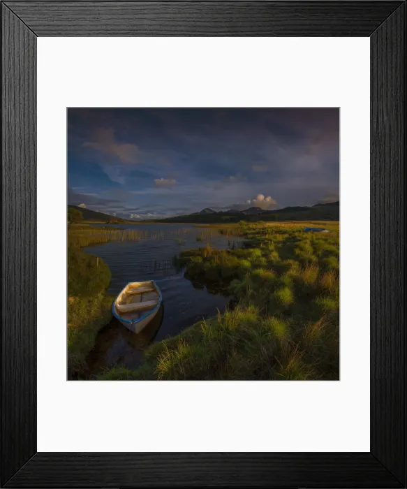 Framed Print : Llyn Cwellyn in the Snowdonia National Park, northern Wales, United Kingdom