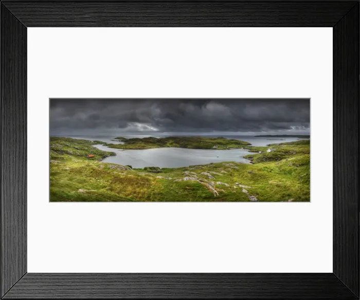 Framed Print : Picturesque coastline on the Isle of Harris, Outer Hebrides, Scotland Framed Print : Picturesque coastline on the Isle of Harris, Outer Hebrides, Scotland