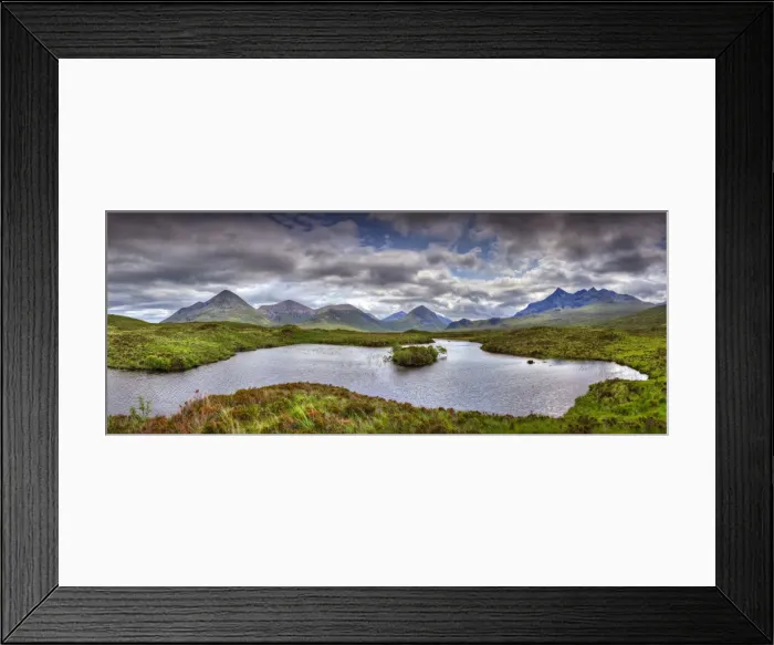 Framed Print : view to the Cuillins, a dramatic mountain range on the Isle of Skye, Inner Hebrides, Scotland Framed Print : view to the Cuillins, a dramatic mountain range on the Isle of Skye, Inner Hebrides, Scotland