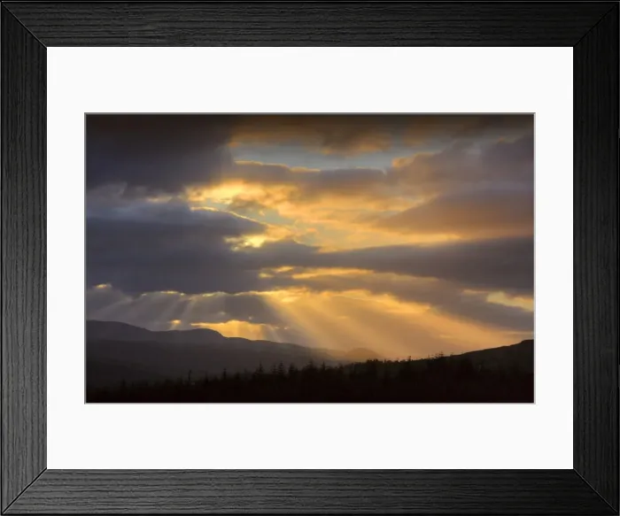 Framed Print : Dawn rays light up the sky over Loch Duich in the highlands of Scotland Framed Print : Dawn rays light up the sky over Loch Duich in the highlands of Scotland