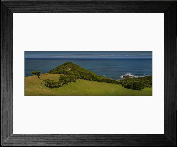 Framed Print : View of the coastline on the East Coast of King Island, Tasmania Framed Print : View of the coastline on the East Coast of King Island, Tasmania