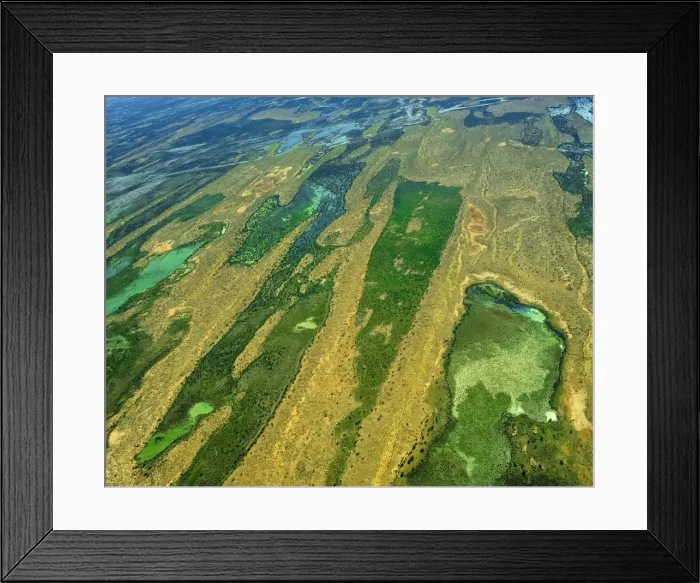 Framed Print : An Aerial view of the Australian outback in flood, showing the vibrant colours of the Landscape