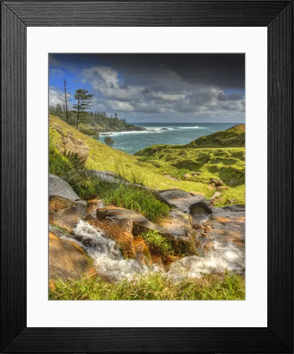 Framed Print : Headstone point