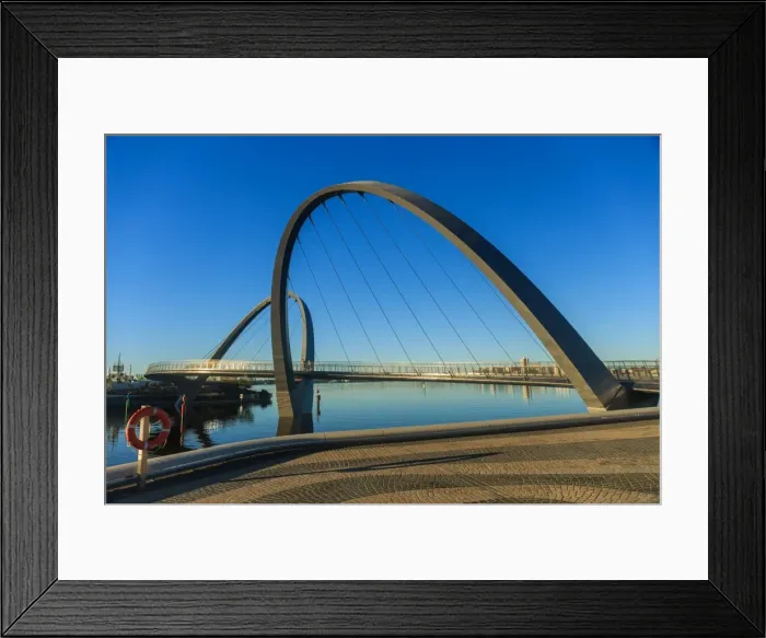 Framed Print : Elizabeth Quay Bridge