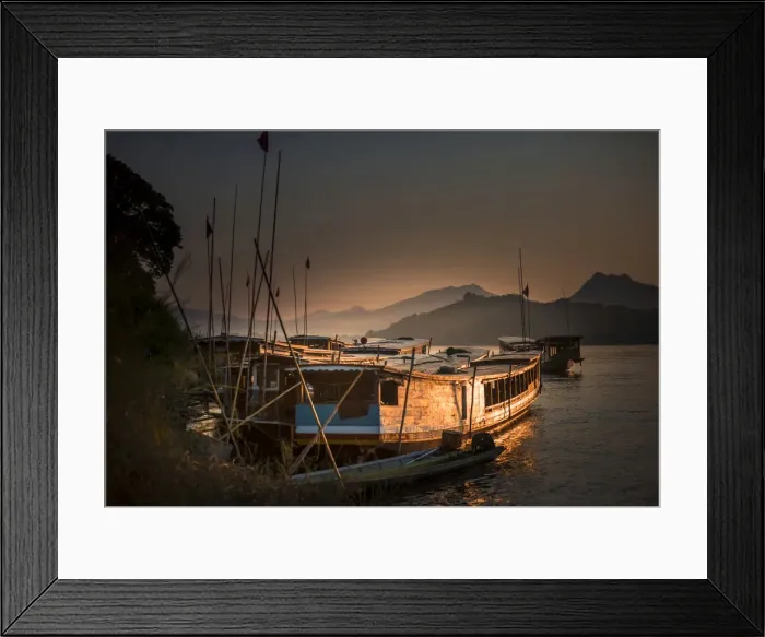 Framed Print : Dusk on the Mekong River in Luang Prabang, Laos Framed Print : Dusk on the Mekong River in Luang Prabang, Laos