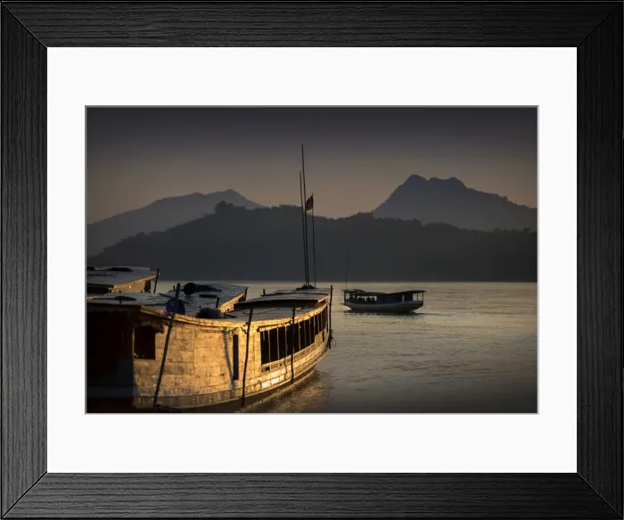 Framed Print : Dusk on the Mekong River in Luang Prabang, Laos Framed Print : Dusk on the Mekong River in Luang Prabang, Laos