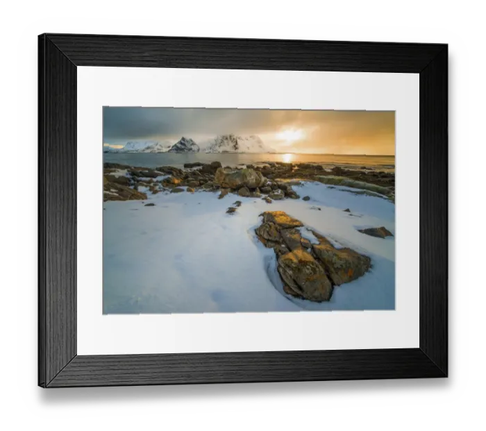 Framed Print : Winter time at Vareidsundet, Lofoten, the Arctic circle of Norway