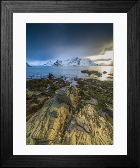 Framed Print : Winter time at Vareidsundet, Lofoten, the Arctic circle of Norway Framed Print : Winter time at Vareidsundet, Lofoten, the Arctic circle of Norway