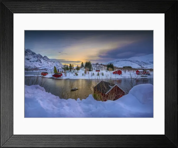 Framed Print : Winter scene, Lofoten Peninsular, arctic circle of Norway Framed Print : Winter scene, Lofoten Peninsular, arctic circle of Norway