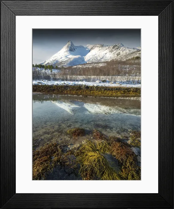 Framed Print : Scenic view in the Fiskefjorden region during winter-time, Arctic circle of Norway Framed Print : Scenic view in the Fiskefjorden region during winter-time, Arctic circle of Norway