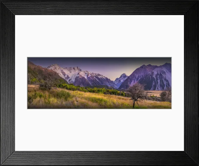 Framed Print : View to Aoraki Mount Cook, South Island of New Zealand Framed Print : View to Aoraki Mount Cook, South Island of New Zealand
