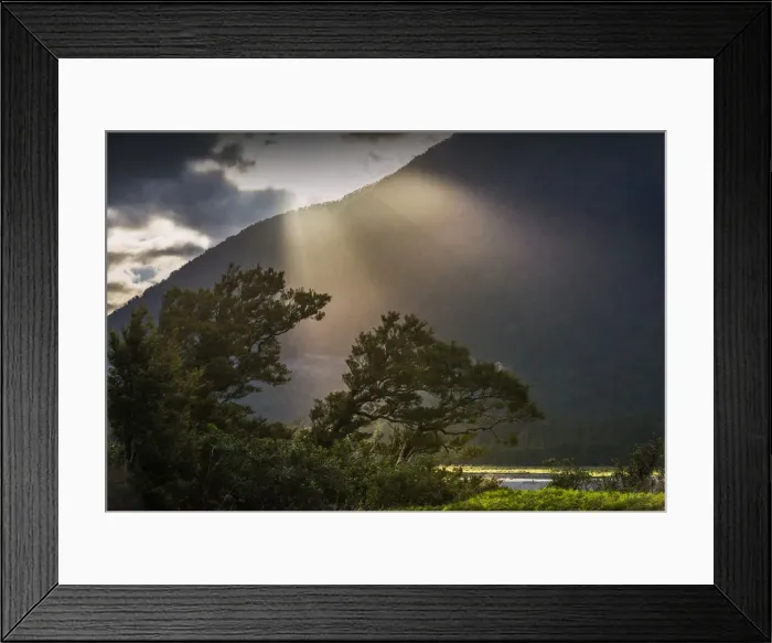 Framed Print : Morning light, Hst Pass in the mountains of the South Island of New Zealand Framed Print : Morning light, Hst Pass in the mountains of the South Island of New Zealand