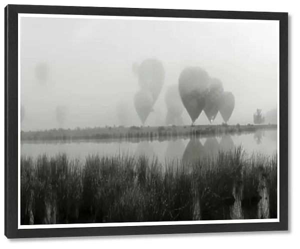 Balloons fog reflection