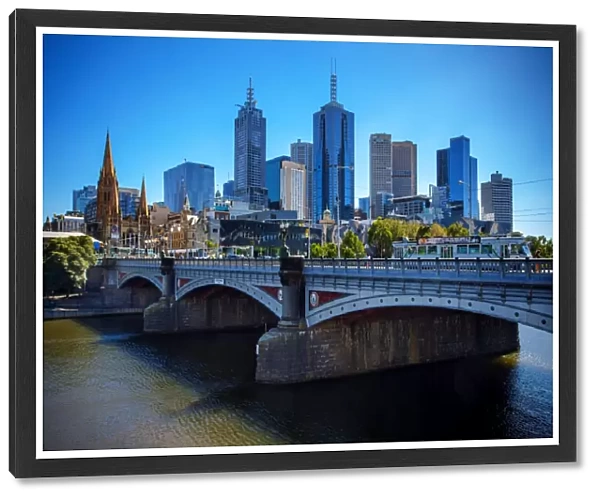 View of Princes Bridge Spanning the Yarra River and the City Skyline of Melbourne Central Business District, Victoria, Australia